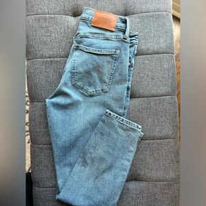 LUCKY 🍀 Skinny Ava Mid Rise